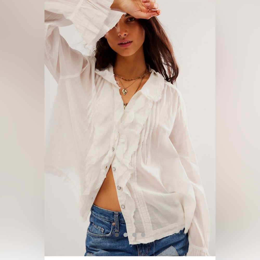 Free People We The Free Savannah Ruffle button down Blouse Sz M